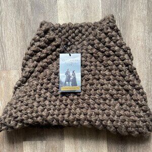 Claires Outlander Cowl
